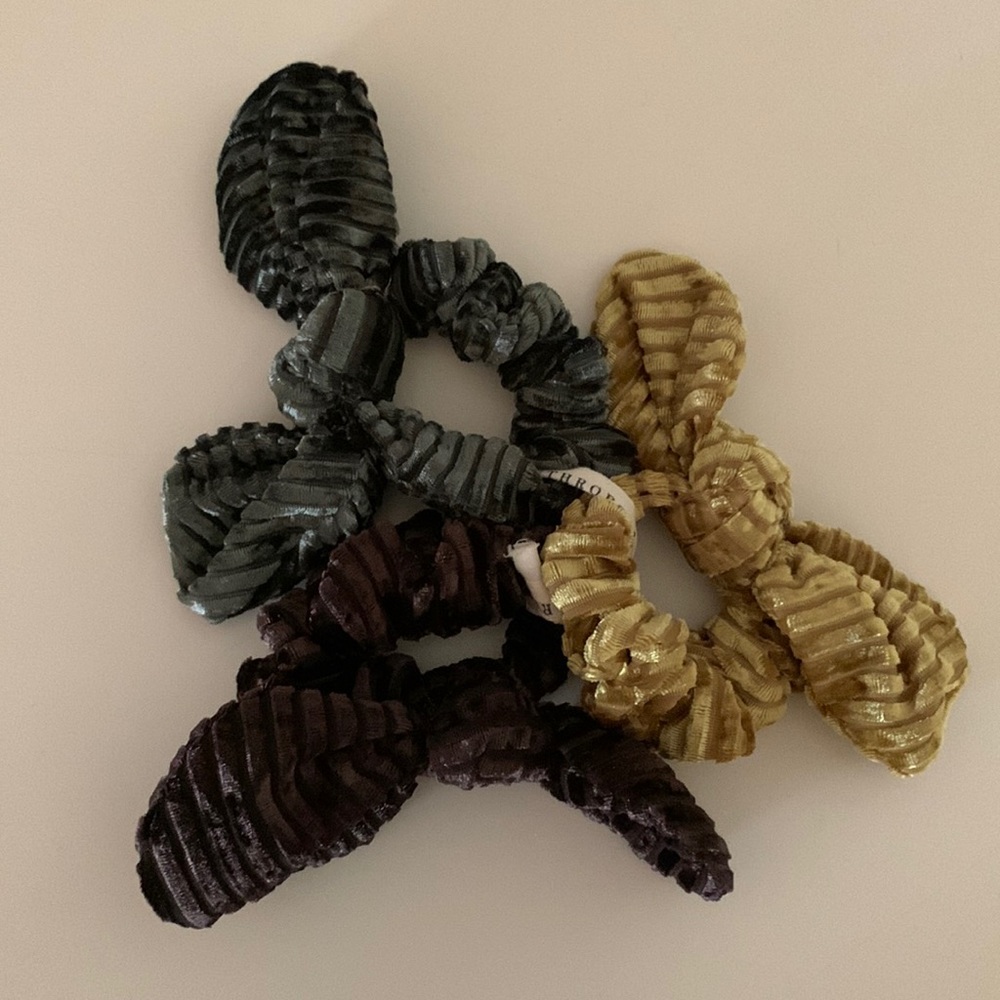 Anthropologie Velvet Hair Ties (Set of 3)